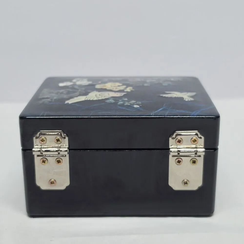 Vintage Korean Asian Lacquered Jewelry Box Turtle Clasp Abalone Shell Birds